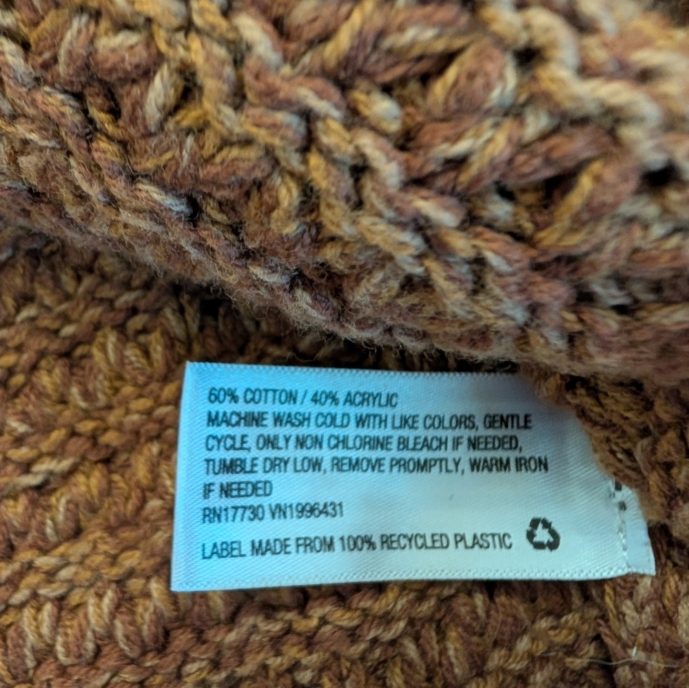 Cozy Brown Knit Sweater - Picture 4 of 4